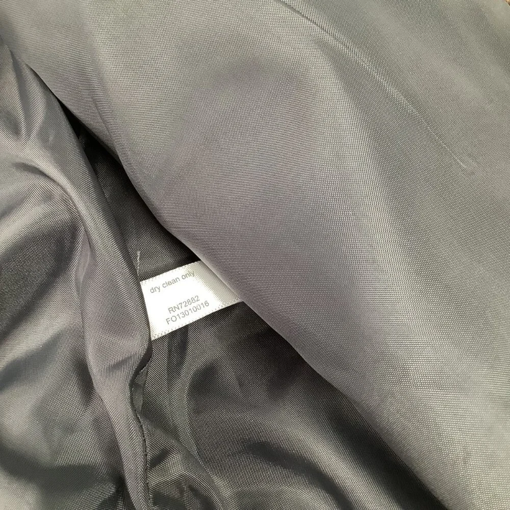 Fashion Bug Blazer 16W Women’s Red & Gray Plaid Tweed With Button Closure Office - Picture 9 of 9